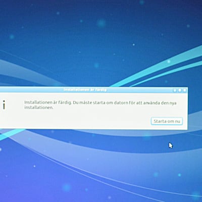 Lubuntuinstallationen Ã¤r fÃ¤rdig - starta om datorn