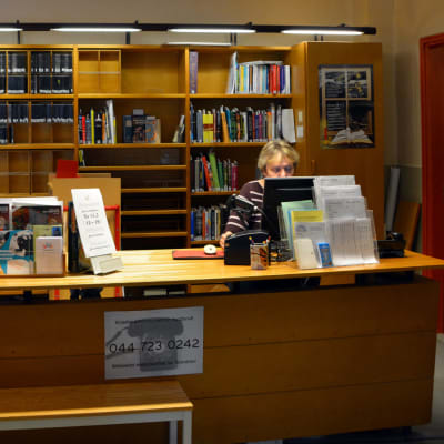 Lånedisken vid Lovisa huvudbibliotek