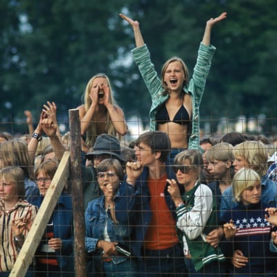 Yleisöä Ruisrockissa vuonna 1976.