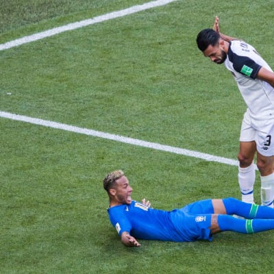 Neymar vaatii pilkkua