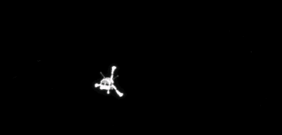 Rosettas landare Philae på väg mot kometen.