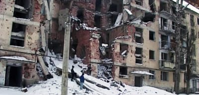 Förstörelse på en byggnad i Tjetjenien efter kriget.