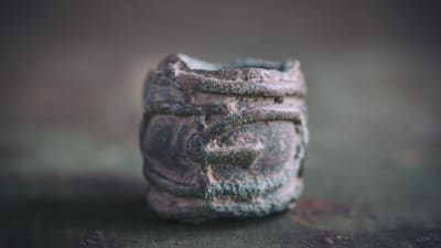En bronspärla från vikingatiden