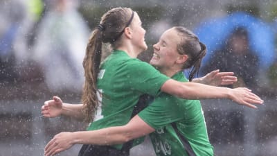 Nora Lehto och Moona Talka.