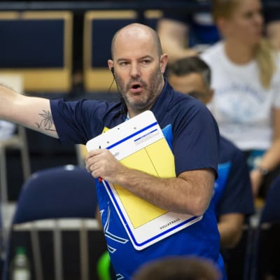 Joel Banks, Suomen lentopallomiesten valmentaja