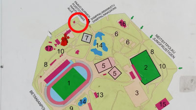 Karta över Idrottsparken i Åbo, med en röd ring där Veritas planerar att bygga sitt nya huvudkontor.
