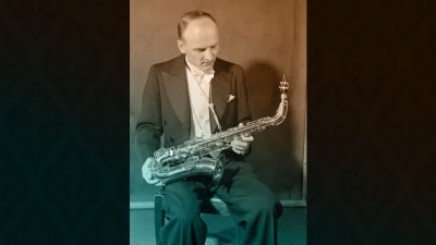 Saksofonisti Matti Rajula 4.3.1937.