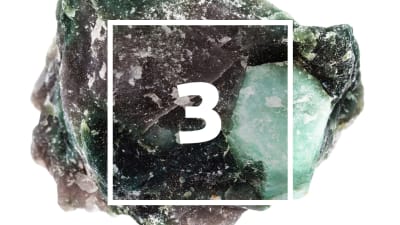 Beryllium med siffran tre i en ruta.