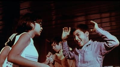 Dans till kambodjansk 60-talsrock.