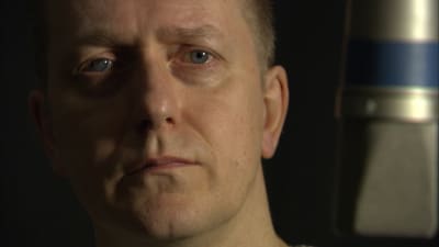 Niklas Åkerfelt tolkar Lars Huldéns dikt