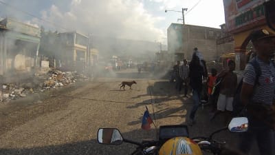En gata i styaden Gonaives i Haiti våren 2017.