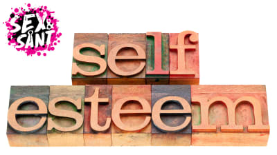 bokstavsblock som stavar self esteem