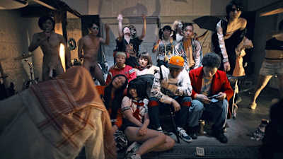 Nature Danger Gang 2 vauhdissa. Kuva sarjasta Sami Yaffa - Sound Tracker