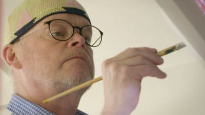 Tom Tiainen målar
