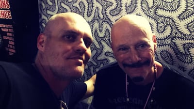 Lasse Grönroos med gitarristen Bob Kulick i Miami.