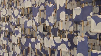 Mosaik-konstverk av Jacob Hashimoto.