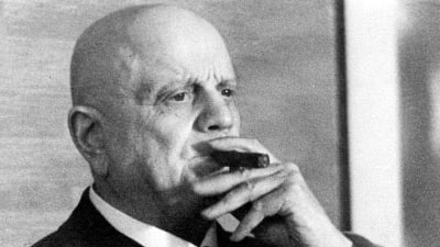 Jean Sibelius röker cigarr