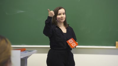 Mira Pohjanrinne berättar om samer i skolklass
