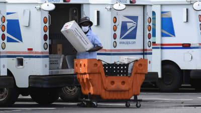 US Postal Service befarar problem med poströstningen. 