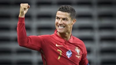Cristiano Ronaldo har gjort 101 mål för Portugal.