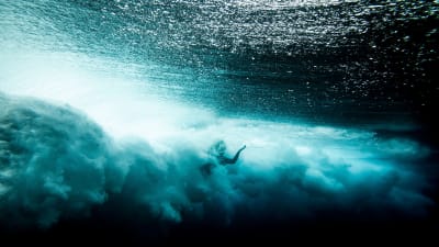 Pro Teahupo’o 2018 -surffauskilpailu on käynnissä Tahitilla.