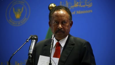 Sudans premiärminister Abdalla Hamdok håller presskonferens i Khartoum den 15 augusti 2021.