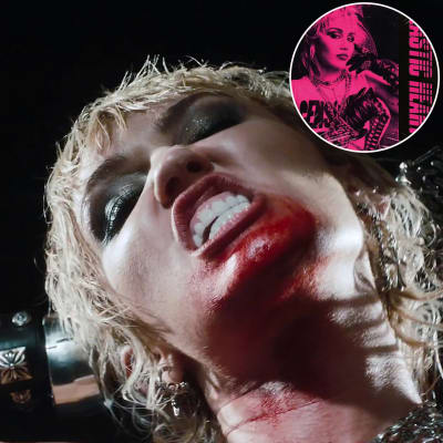 Miley Cyrus i närbild med blod kring munnen och skivan Plastic Hearts i boll i hörnet.