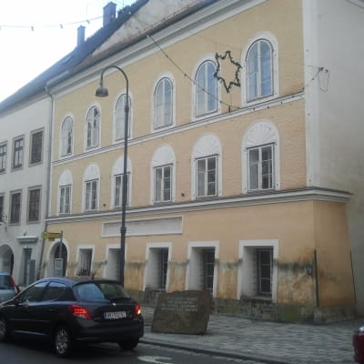Huset i den österrikiska staden Braunau där Adolf Hitler föddes.