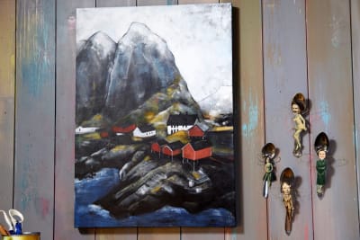 En målning av ett norskt landskap.