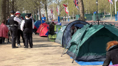personer som tältar i London
