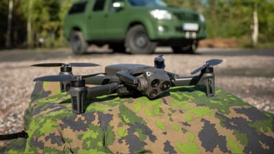En drönare som försvarsmakten använder i utbildningssyfte.