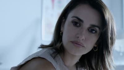 Penélope Cruz som Magda i Ma Ma.