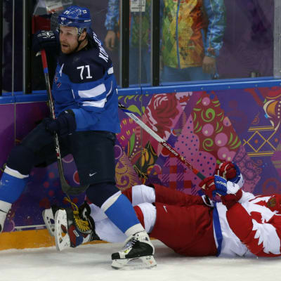 leo komarov OS i Sotji 2014