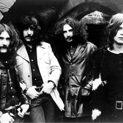 tällä kuvalla markkinoitiin Black Sabbath-levyä 1970