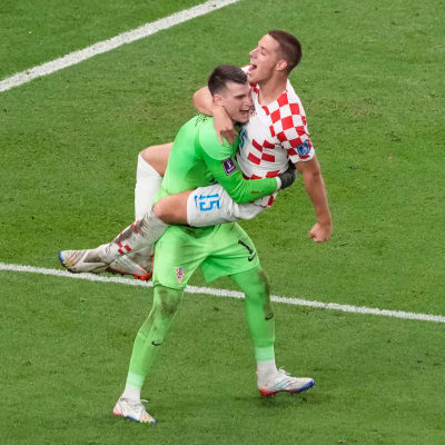 Kroatiska spelare firar.
