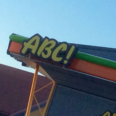 ABC-skylt.