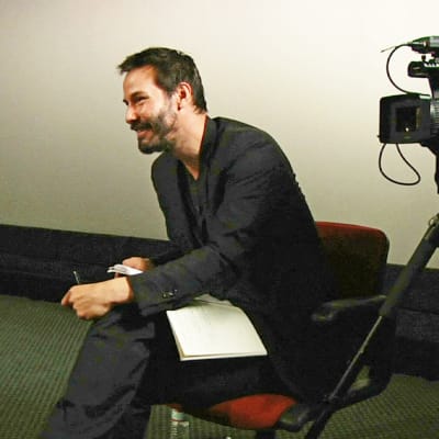 Side by Side on Keanu Reevesin (kuva) juontama dokumentti elokuvanteon siirtymisestä digiaikaan.