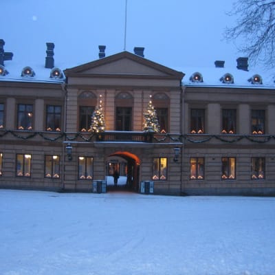 Julfreden har utlysts från Brinkalahusets balkong sedan år 1886.