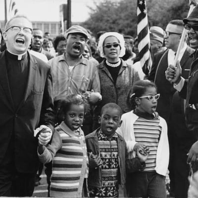 Svarta medborgarrättsaktivister marcherar år 1965