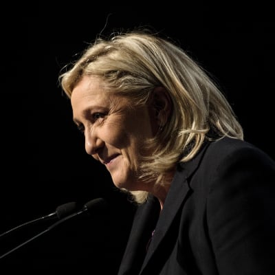 Marine Le Pen efter förlusten i regionalvalen 2015