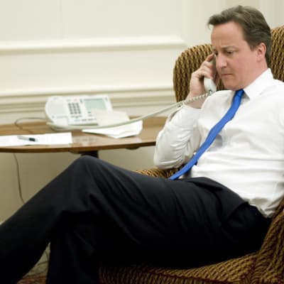 Cameron ska inte ha hunnit diskutera någon känslig information.