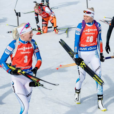 Kaisa Mäkäräinen och Mari Laukkanen