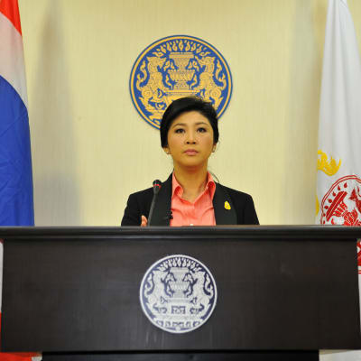 Yingluck Shinawatra utlyser nyval