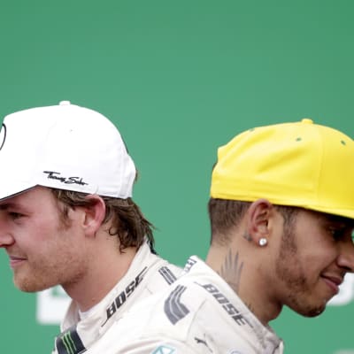 Nico Rosberg och Lewis Hamilton, hösten 2015.