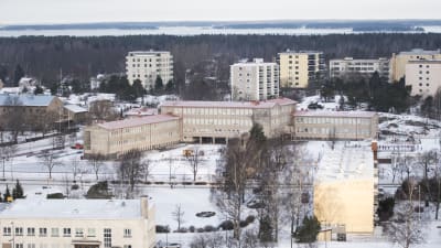 Hangö centralskola sett från vattentornet