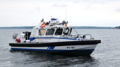 Arkivbild av patrullbåten PV 183 i Lovisa i september 2015.