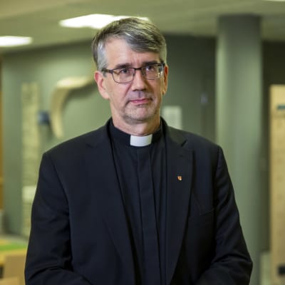 Lapuan hiipakunnan uusi piispa Matti Salomäki.