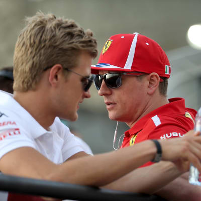 Förra säsongen körde Marcus Ericsson för Sauber och Kimi Räikkönen för Ferrari.