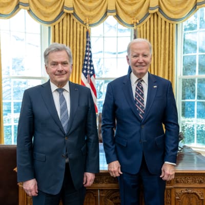 Presidenterna Sauli Niinistö och Joe Biden i Vita huset den 9 mars 2023.
