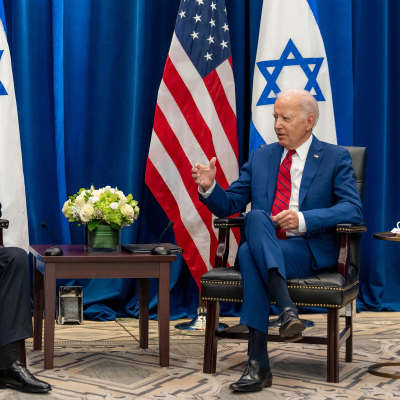 Netanyahu och Biden möts 